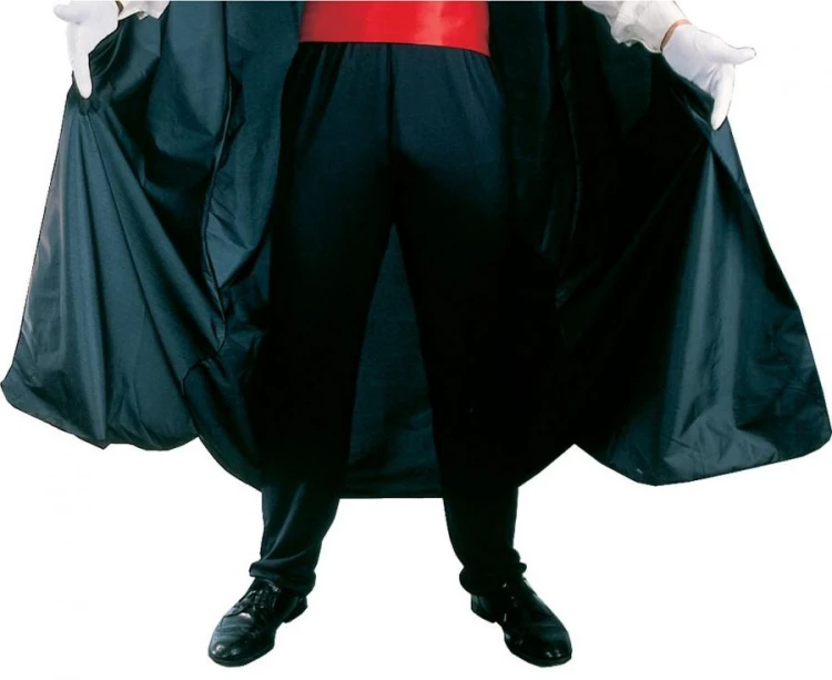 Strój Wampira z peleryną i wysokim kołnierzem – uniwersalny, czarny