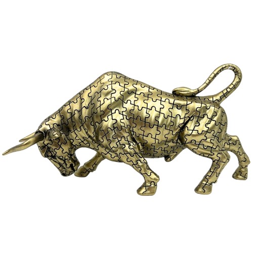Złota figurka byka – dekoracja siły, sukcesu i prestiżu 33 cm  (2).jpg