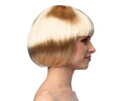 Peruka Kabaret Blond – Krótkie Włosy z Grzywką na Imprezę
