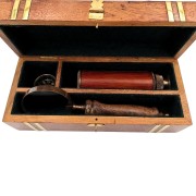 Zestaw Retro Podróżnika – Luneta, Kompas i Lupa w Drewnianym Pudełku  (4).jpg