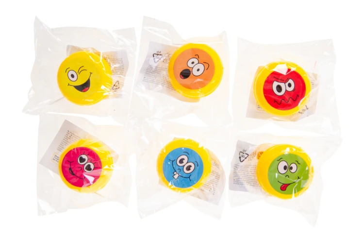 Jo-Jo Buźki – zabawne jo-jo z emotkami, mały gadżet na każdą okazję  (3).jpg