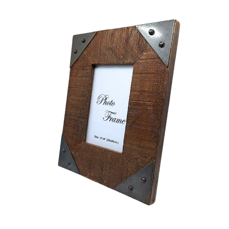 Rustykalna drewniana ramka 10×15 cm na zdjęcie – vintage mango z metalowymi okuciami  (2).jpg