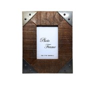 Rustykalna drewniana ramka 10×15 cm na zdjęcie – vintage mango z metalowymi okuciami  (3).jpg