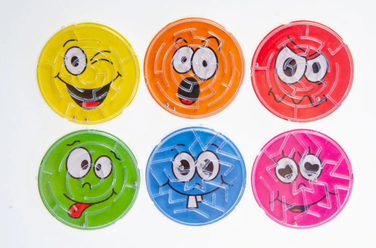 Labirynt z Kulkami Wesołe Buźki – Gra Zręcznościowa dla Dzieci i Dorosłych  (4).jpg