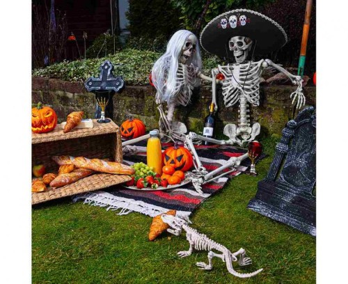 Dekoracja nagrobek „RIP” z czaszką 50×30 cm — idealny element Halloween