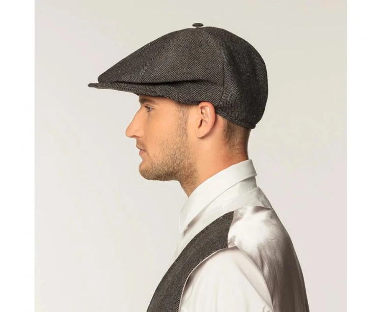 Szary beret Brytyjczyk – uniwersalny dodatek do stylizacji dorosłych