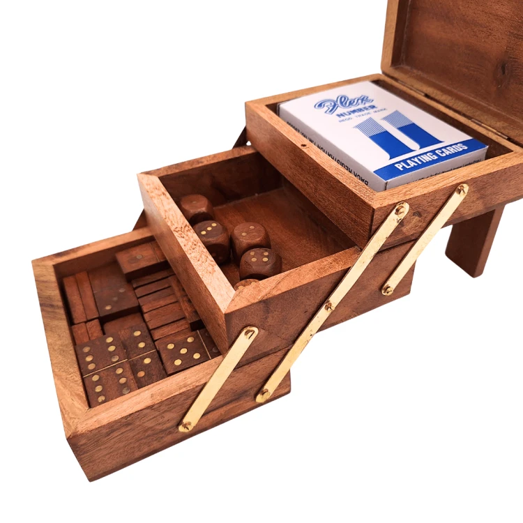 Klasyczny zestaw gier 3w1 w drewnianym pudełku - karty, kości, domino  (1).png