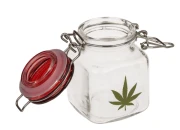 Szklany słoik z motywem konopi - mały pojemnik z klipsem 7 cm  (1).webp