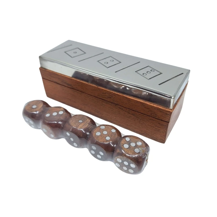 Gra w Kości w Drewnianym Pudełku - Elegancki Zestaw do Gry i Prezent  (2).jpg