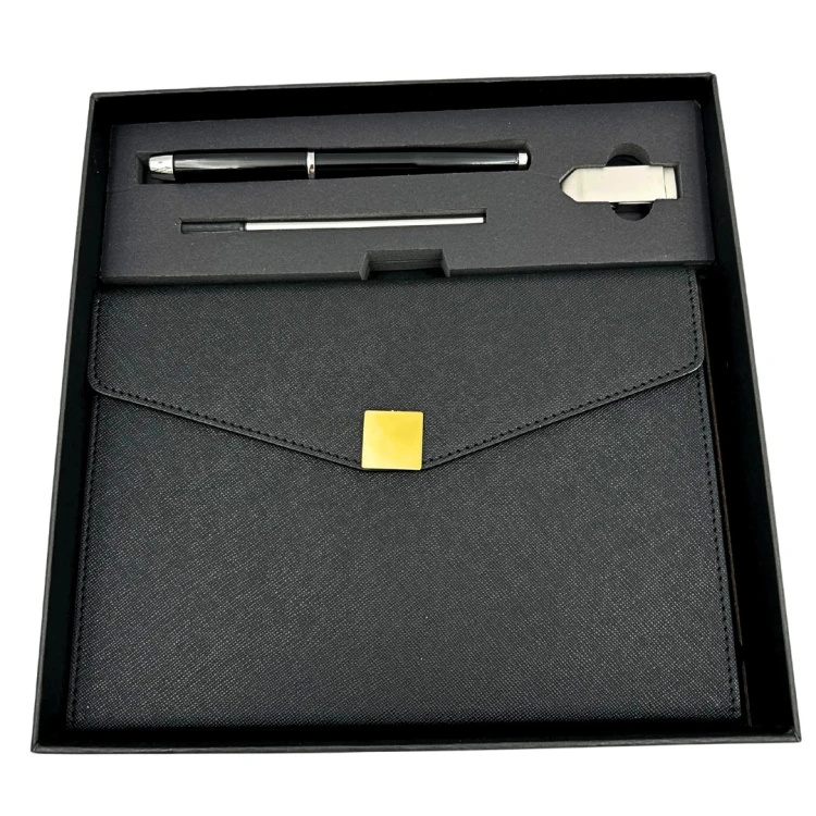 Elegancki Zestaw Prezentowy - Skórzany Notes A6 i Długopis w Pudełku  (5).jpg