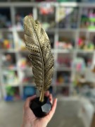 figurka pióro do pisania.jpeg