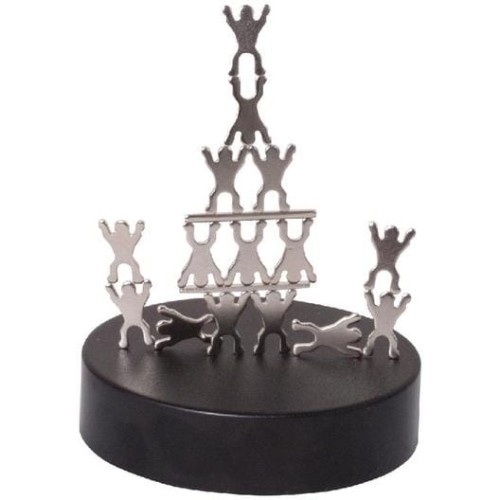 MAGNETYCZNA RZEŹBA ATLECI SREBRNA FIGURKA LUDZIKI